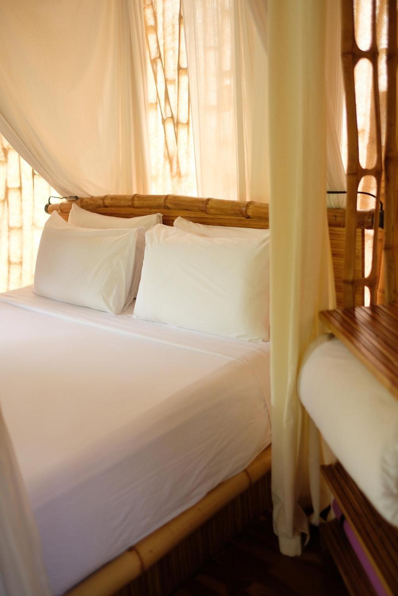 Maringi Sumba By The Sumba Hospitality Foundation Waikelo エクステリア 写真